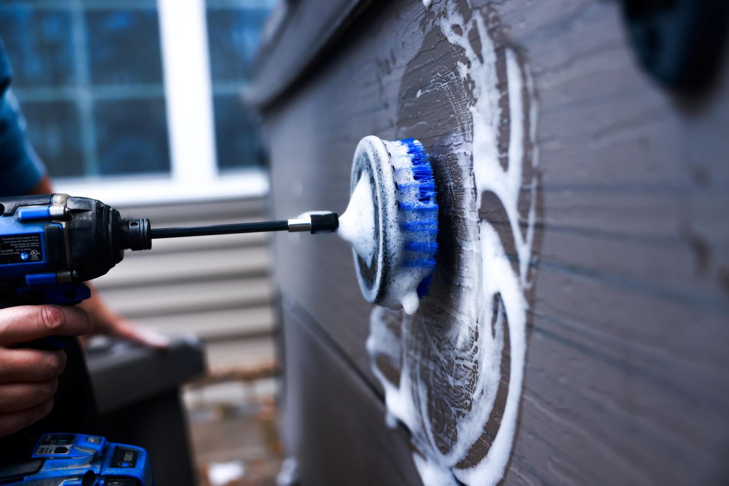 Diamond Shine 5-Piece Medium Bristle Drill Brush Cleaning Set – Power Scrubber Attachments for Tile, Grout, Sinks, Tubs, Carpets, and Outdoor Surfaces – Fits All Drills – Includes 6