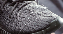 Cargar imagen en el visor de la galería, Diamond Shine Nano Silver Footwear Protectant &amp; Waterproofer